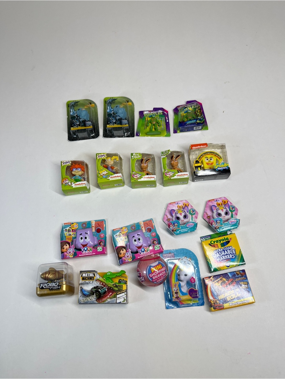 Zuru Mini Brands Surprise Toys Rugrats TMNT Dora Drayola Robo Fish Spongebob